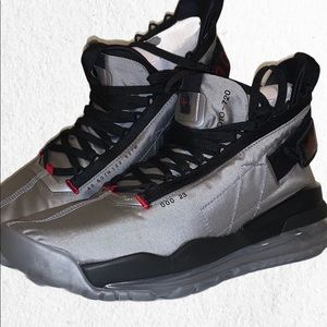 Men’s Jordan Proto Max 720 Metallic Silver - Nike
